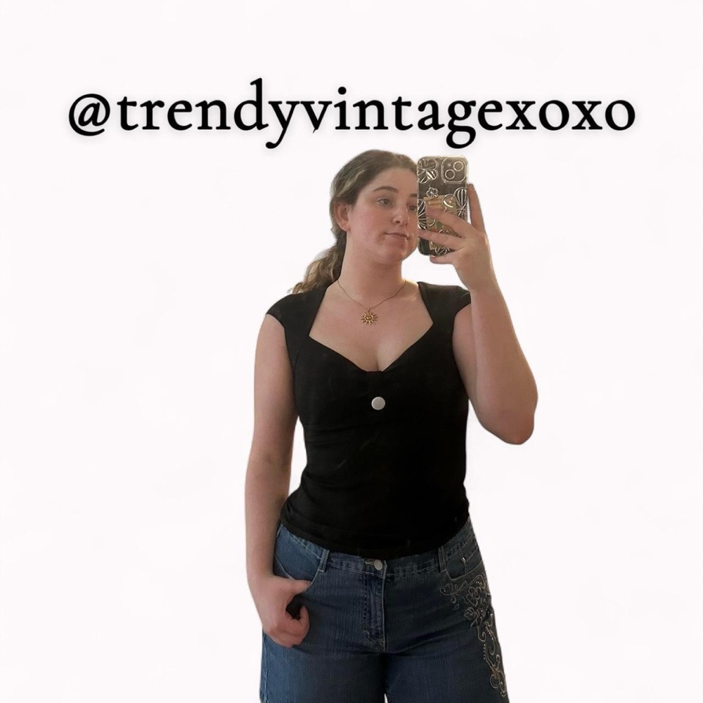 Black Cap Sleeve Vintage Top